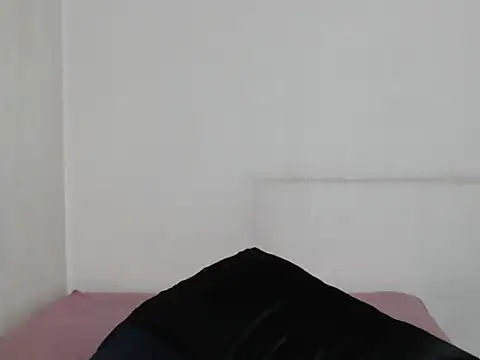Chat +18 de LunaSapphirex ao vivo