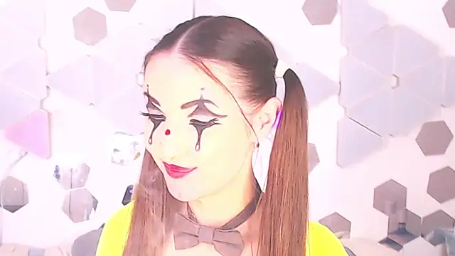 צ'אט XXX בשידור חי של LexiKiss