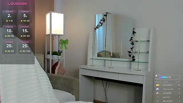 EmilyTrase 라이브 XXX 채팅