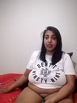 Chat XXX ao vivo de Indianplaybunnyxx