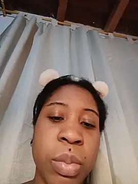 Zaira_Rose_ 现场XXX聊天
