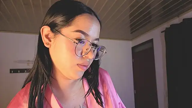 Renaxi_Smith Chat XXX in diretta