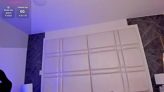 Chat XXX ao vivo de zoe_linss