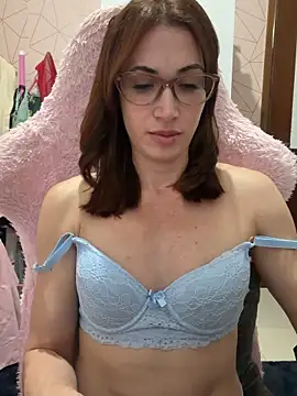 Irresistible24 – Naživo XXX chat