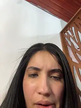 دردشة Lucy_engel الجنسية المباشرة