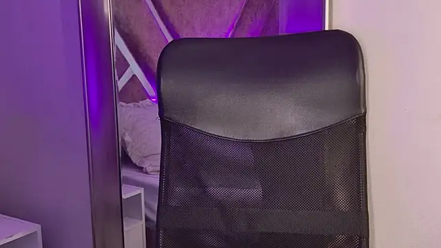 AmmyJones_ 라이브 XXX 채팅