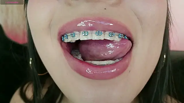 mia_roux1 라이브 XXX 채팅