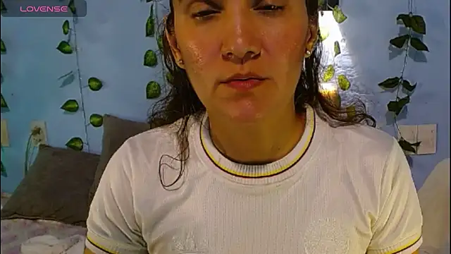 venus_swet_'s Live XXX Chat