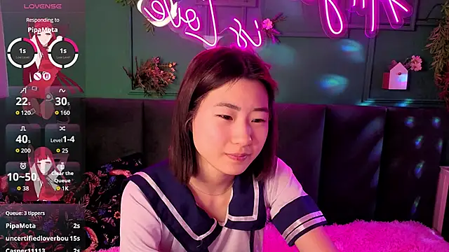 Chatroom XXX en direct de Runi_Asian
