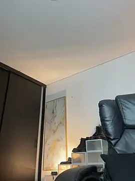 Онлайн чат XXX DimitriSullivan_