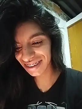 Ariell_Kieran's Live XXX Chat