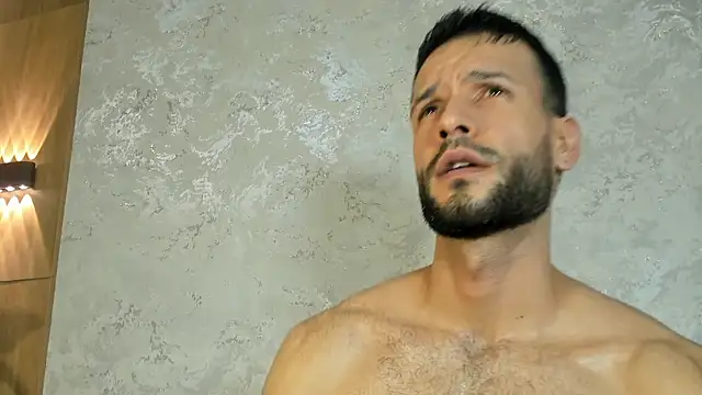 Chat +18 de Jacob_Benelli ao vivo