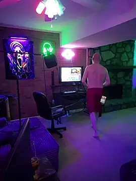 Pokazy przed kamerką – chronic_vibez
