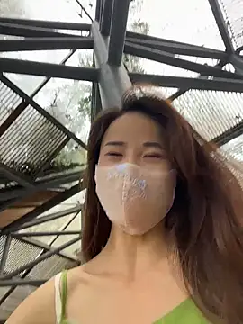 Czat XXX na żywo – kiss_loo