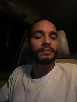 Chat XXX en directo de bigblack0111