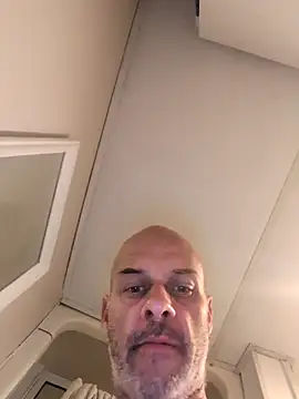 Ryeguy6969's Live XXX Chat