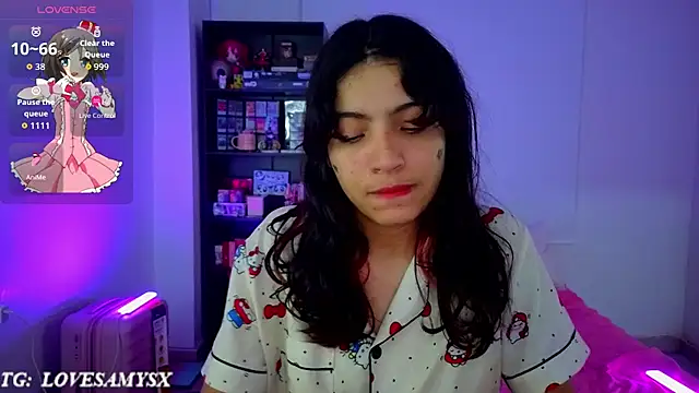 Lovelyamyy's Live XXX Chat