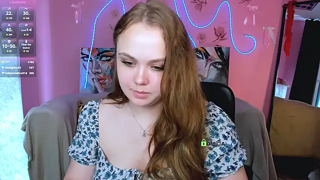 keri_ti's Live XXX Chat