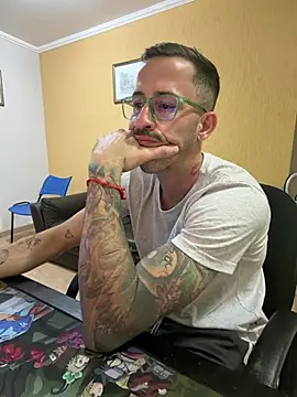 Živý XXX chat MeladoDiMel