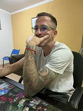 MeladoDiMel's Live XXX Chat