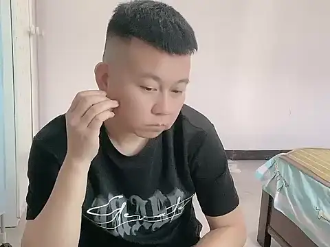 zzj_4718 即時 XXX 聊天