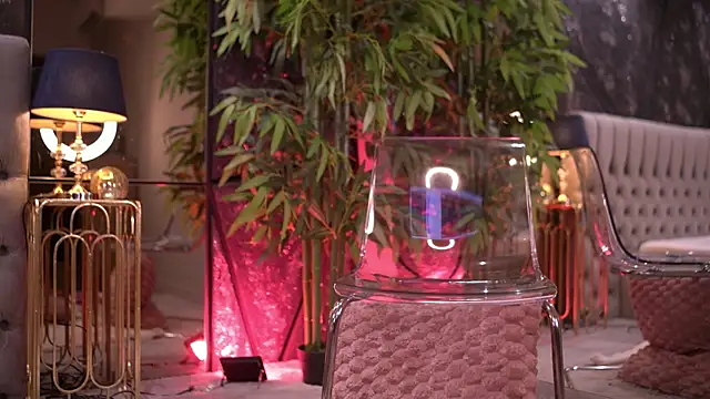 دردشة GinaValentinna الجنسية المباشرة