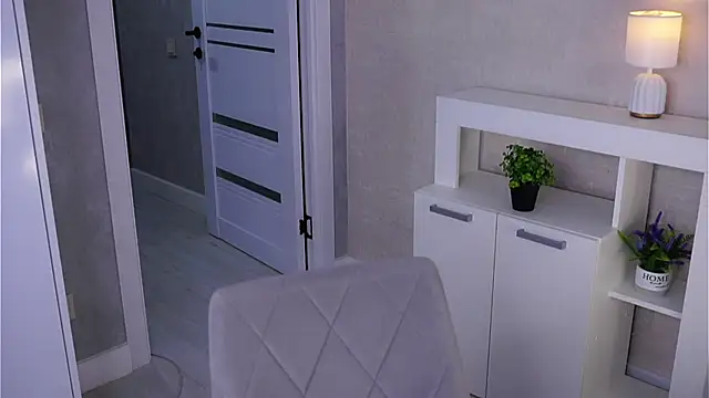 دردشة FalineBeacher الجنسية المباشرة