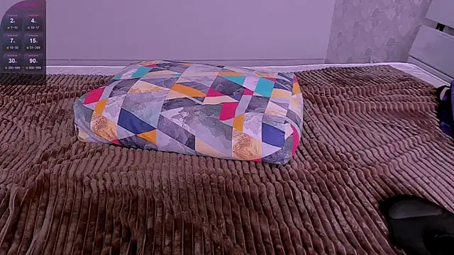 Janie_JJ_Curvie – Na živo XXX chat