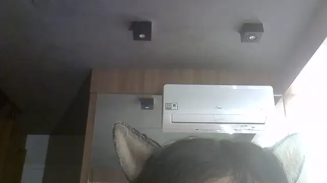 Chat XXX ao vivo de SkinnyKitten