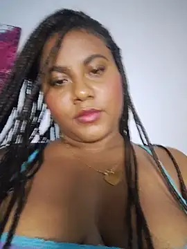 Chat +18 de NymphoRose ao vivo