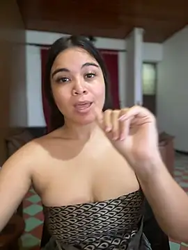 CamilaSofiia Chat XXX in diretta