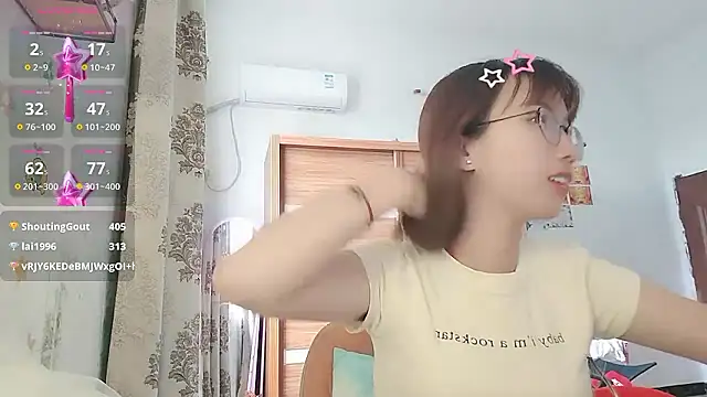 XXX chat uživo modela Lili_666