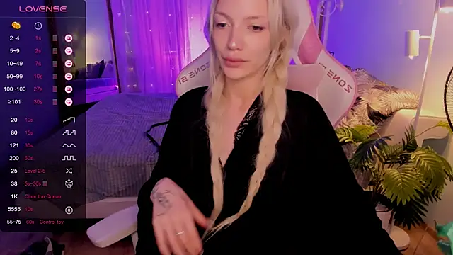 AnyaTaylor_ élő XXX-chatje