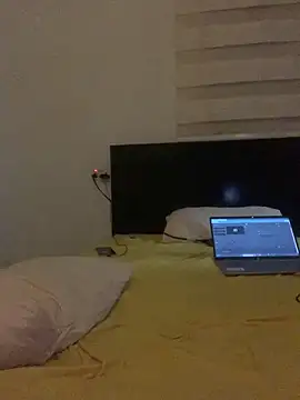 MISSMAYSROOM 现场XXX聊天