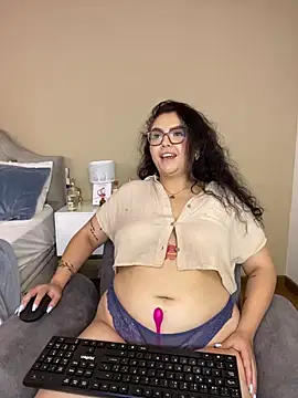 AlmaraRouge's Live XXX Chat
