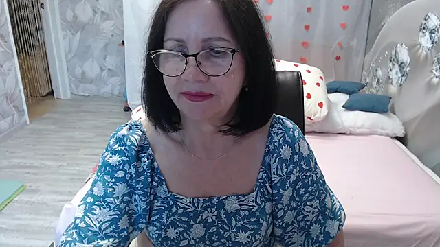 OlgaHottie Adlı Modelin Canlı XXX Sohbeti