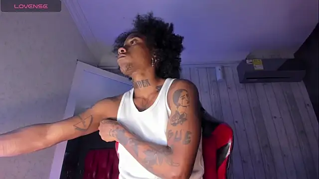 Czat XXX na żywo – JhonyMiller_