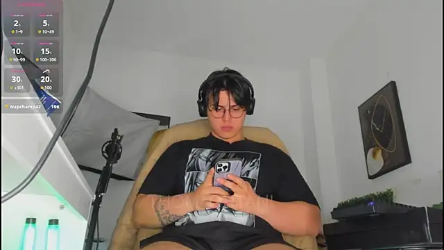 Chat XXX ao vivo de Thom_Ohtani