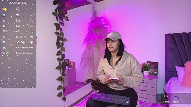 miaoconell's Live XXX Chat