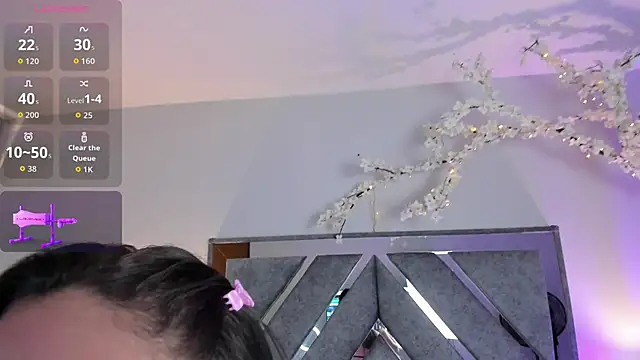 Astrid_williams élő XXX-chatje