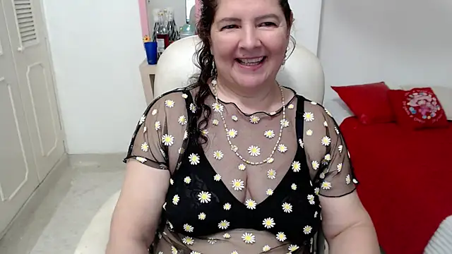 leonela_69 live XXX chat