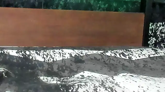KurvyKandien Live XXX chat