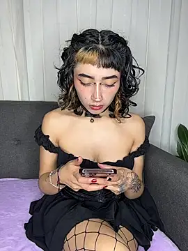 baby_akuma Chat XXX live
