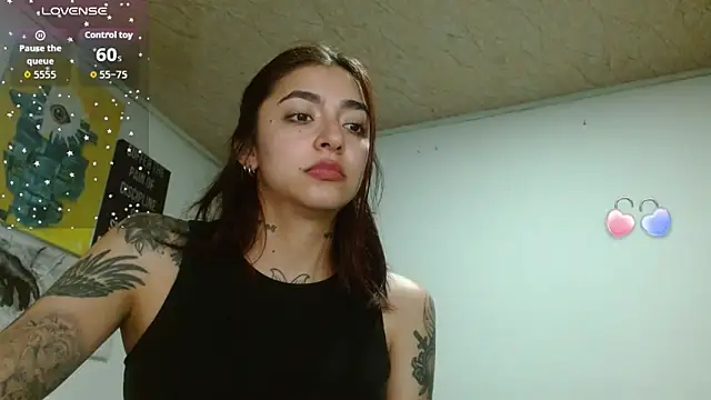 ZoeBakers_'s Live XXX Chat