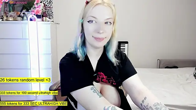 aya_katana Chat XXX in diretta