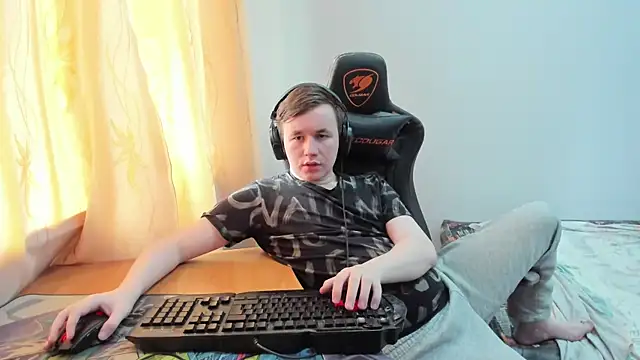 iliaskrislove Chat XXX live