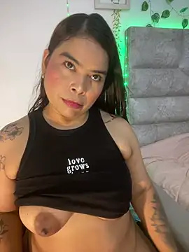 roselyn_caprice élő XXX-chatje