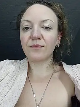 KattyLuuu's Live XXX Chat