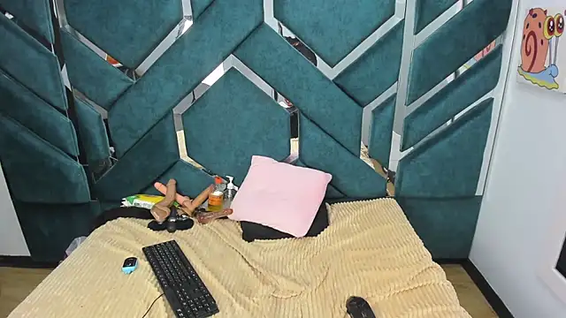 Chat +18 de ChloeRose_1 ao vivo