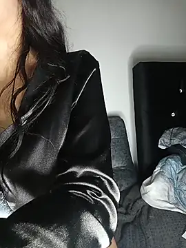 XXX chat uživo modela MiaForever1